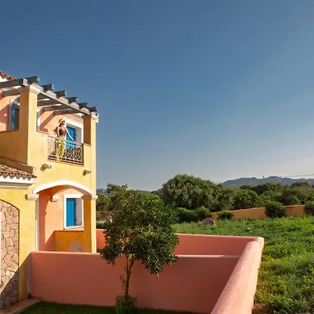 Bilancia I 30' Porto Cervo, Private Garden & Sea View Appartamento *