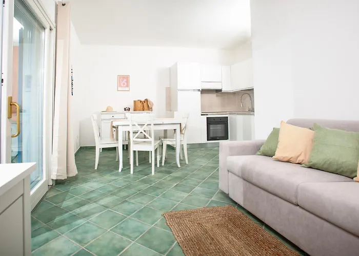 Bilancia I 30' Porto Cervo, Private Garden & Sea View Apartman