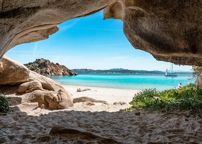 Bilancia I 30' Porto Cervo, Private Garden & Sea View